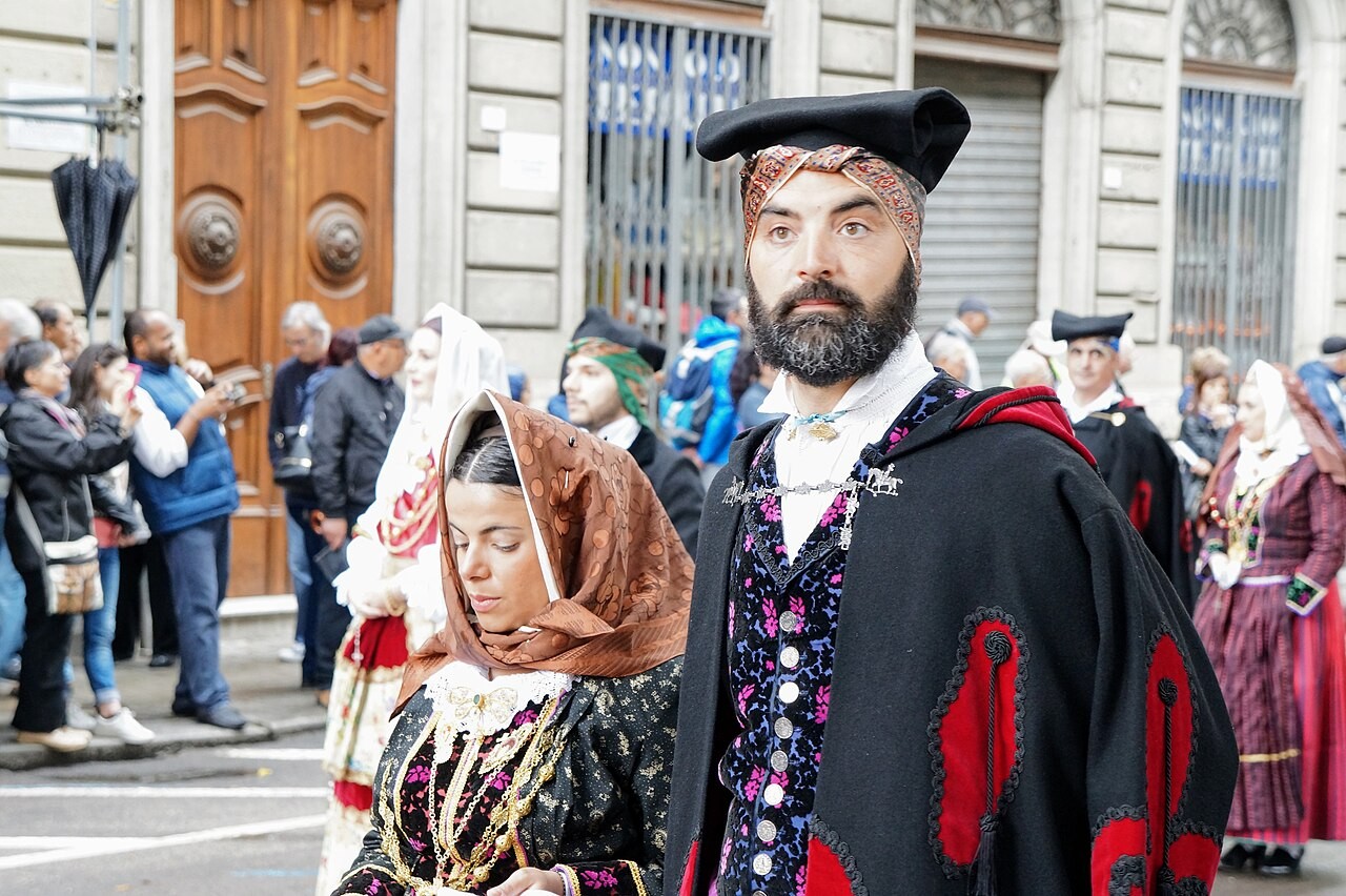 A participant in traditional dress at Cagliari’s Sant’Efisio celebration