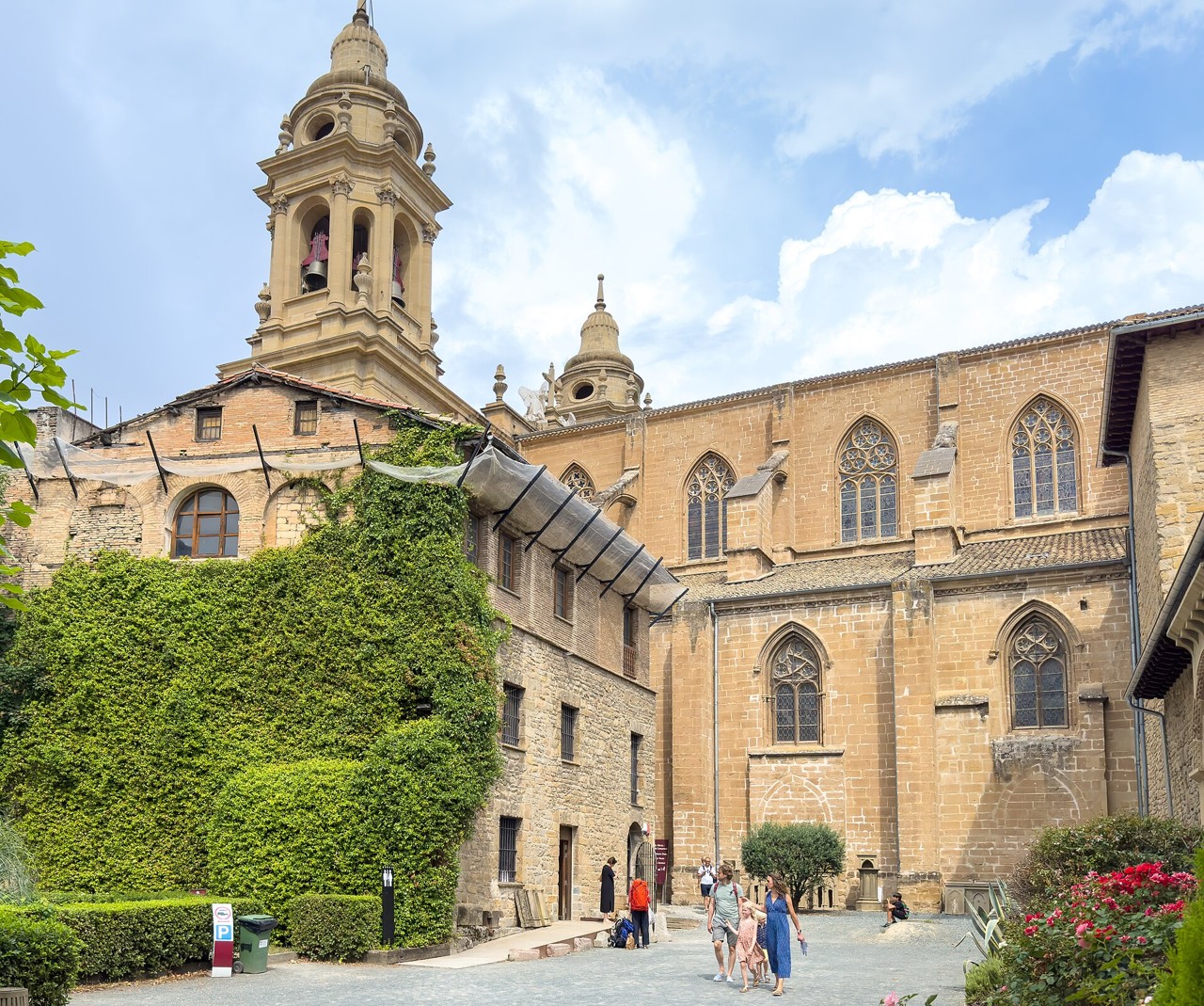 Exterior of the Cathedral of Pamplona