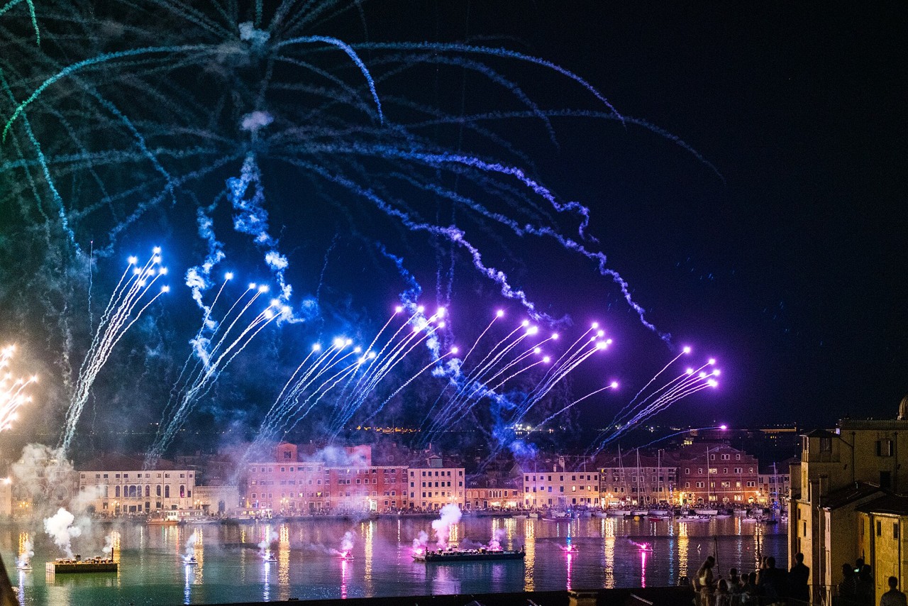 Redentore Fireworks (51351921185)