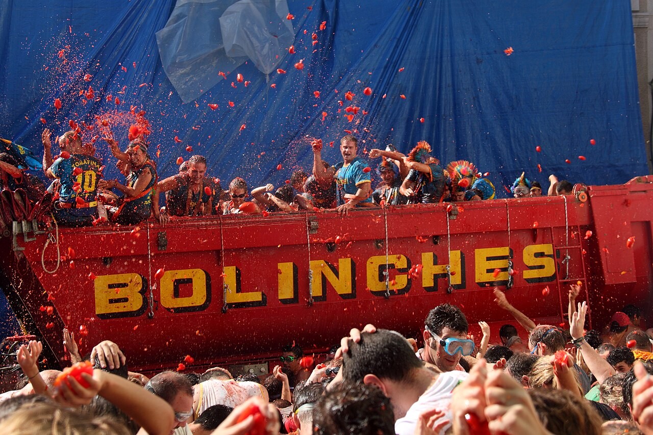 Tomatoes delivered at La Tomatina 2010