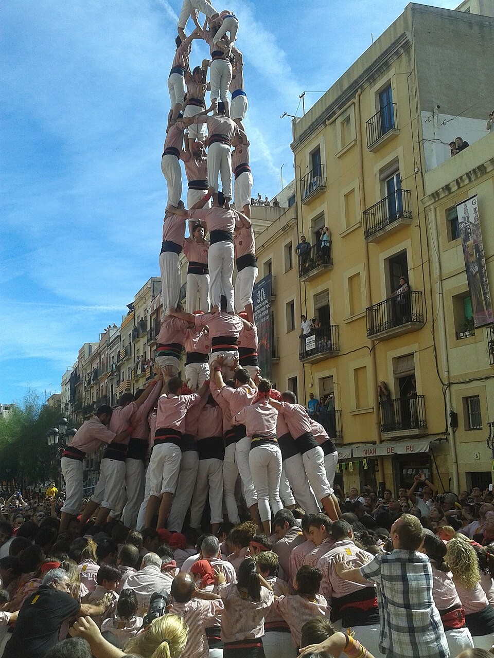Santa Tecla human towers