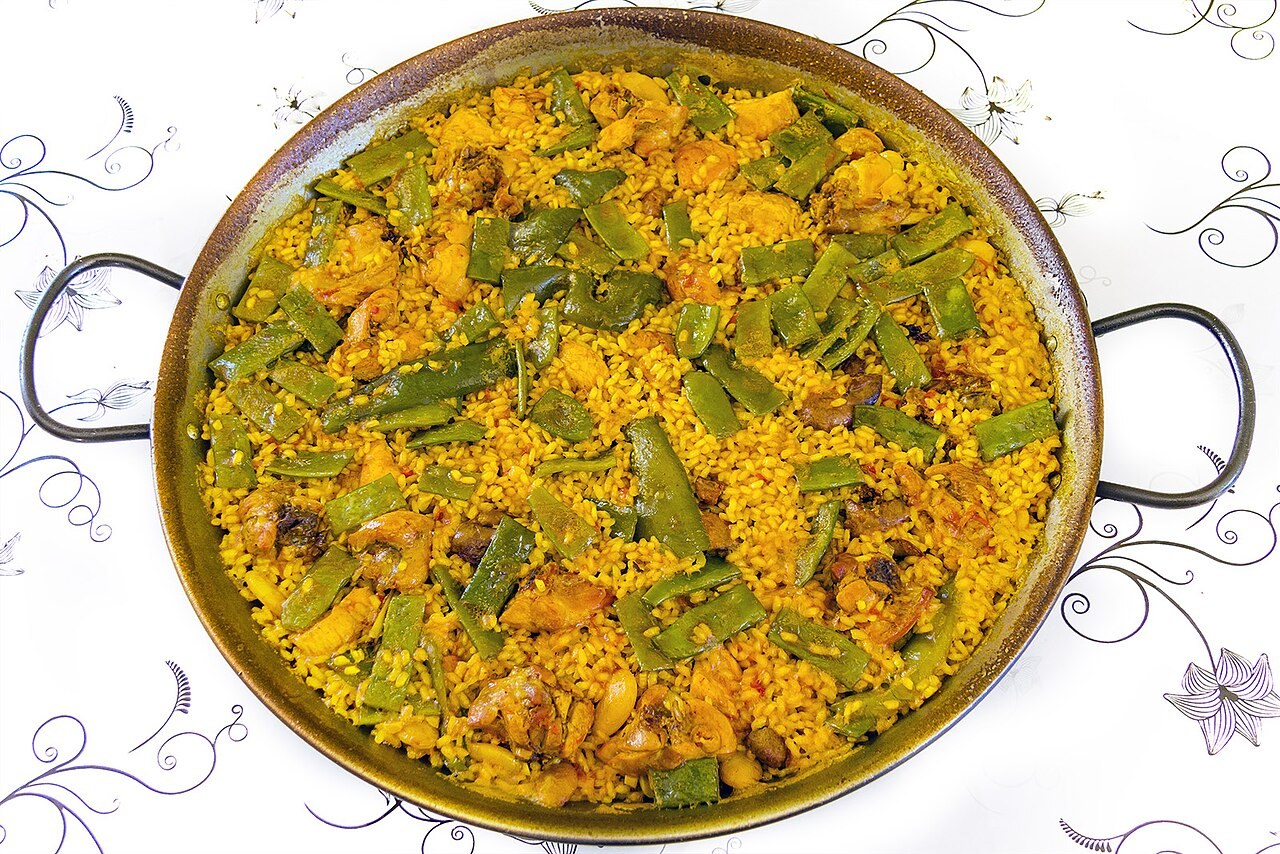 Valencian paella